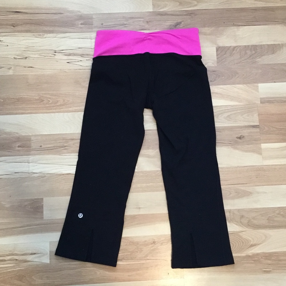 Womens Lululemon Gather and Crow Crop Leggings 4